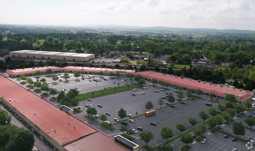 72-127 Outlet Sq, Hershey, PA for lease - Aerial - Image 2 of 4