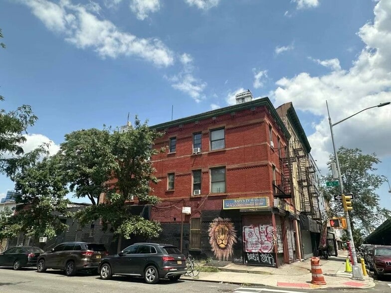 267 45th St, Brooklyn, NY for sale - Building Photo - Image 2 of 3