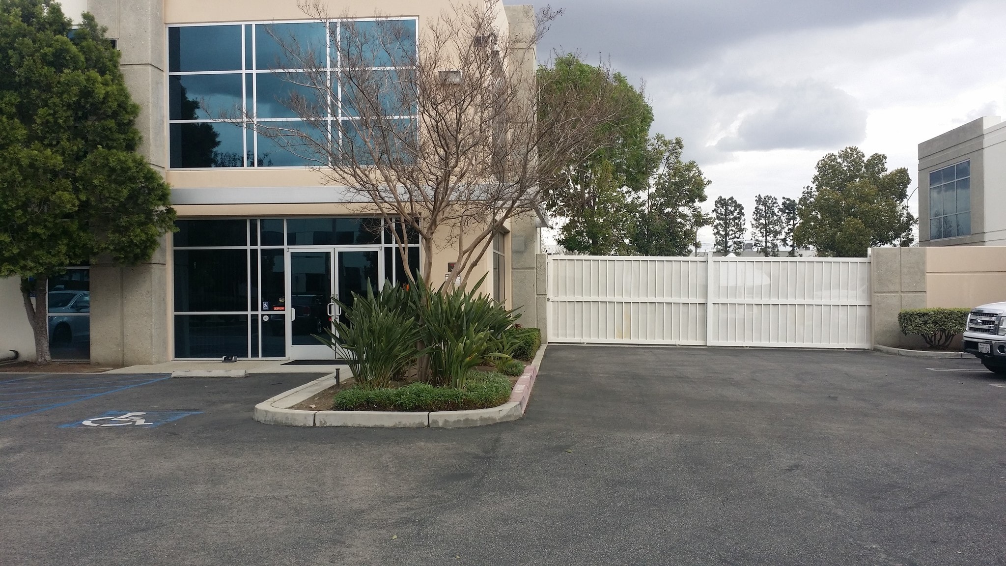 9383 Charles Smith Ave, Rancho Cucamonga, CA for lease Building Photo- Image 1 of 9