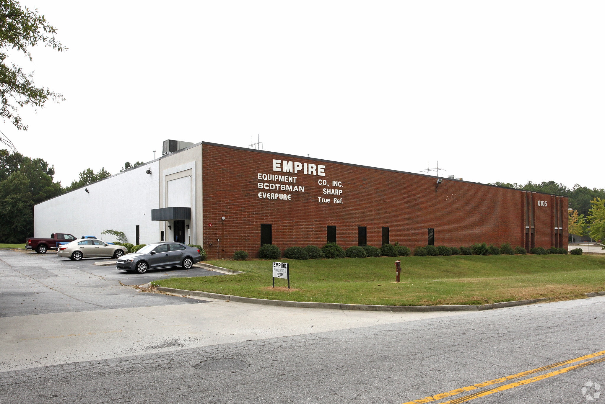 6105 Duquesne Dr SW, Atlanta, GA for lease Primary Photo- Image 1 of 4