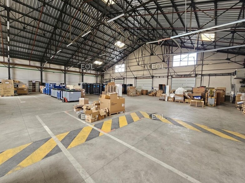 Industrial in Bonneuil-sur-Marne for lease - Interior Photo - Image 3 of 7