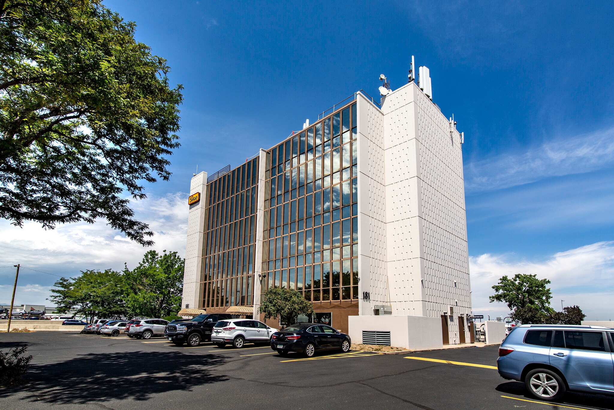 181 E 56th Ave, Denver, CO for lease Primary Photo- Image 1 of 8