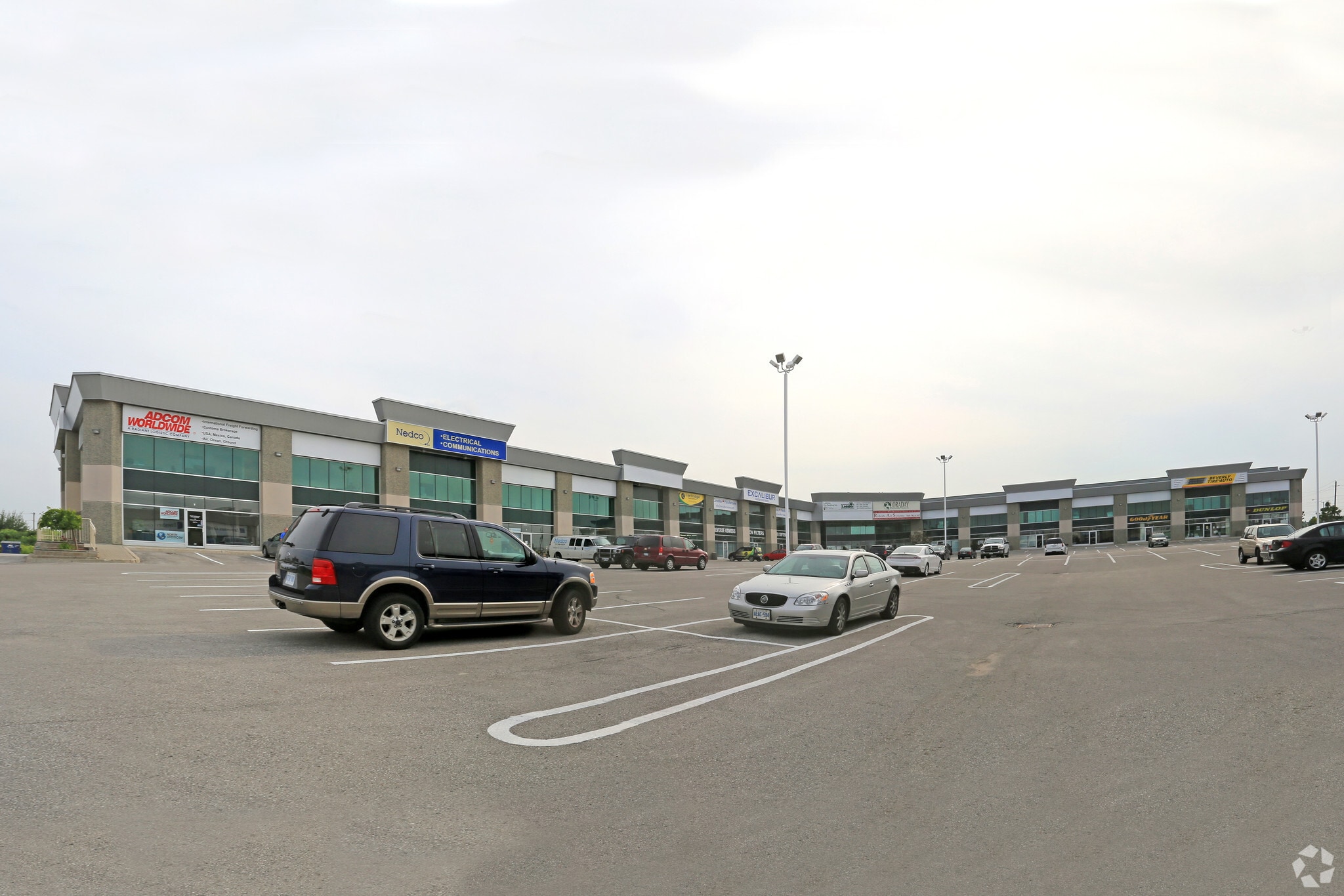 142 Commerce Park Dr, Barrie, ON for lease Primary Photo- Image 1 of 8