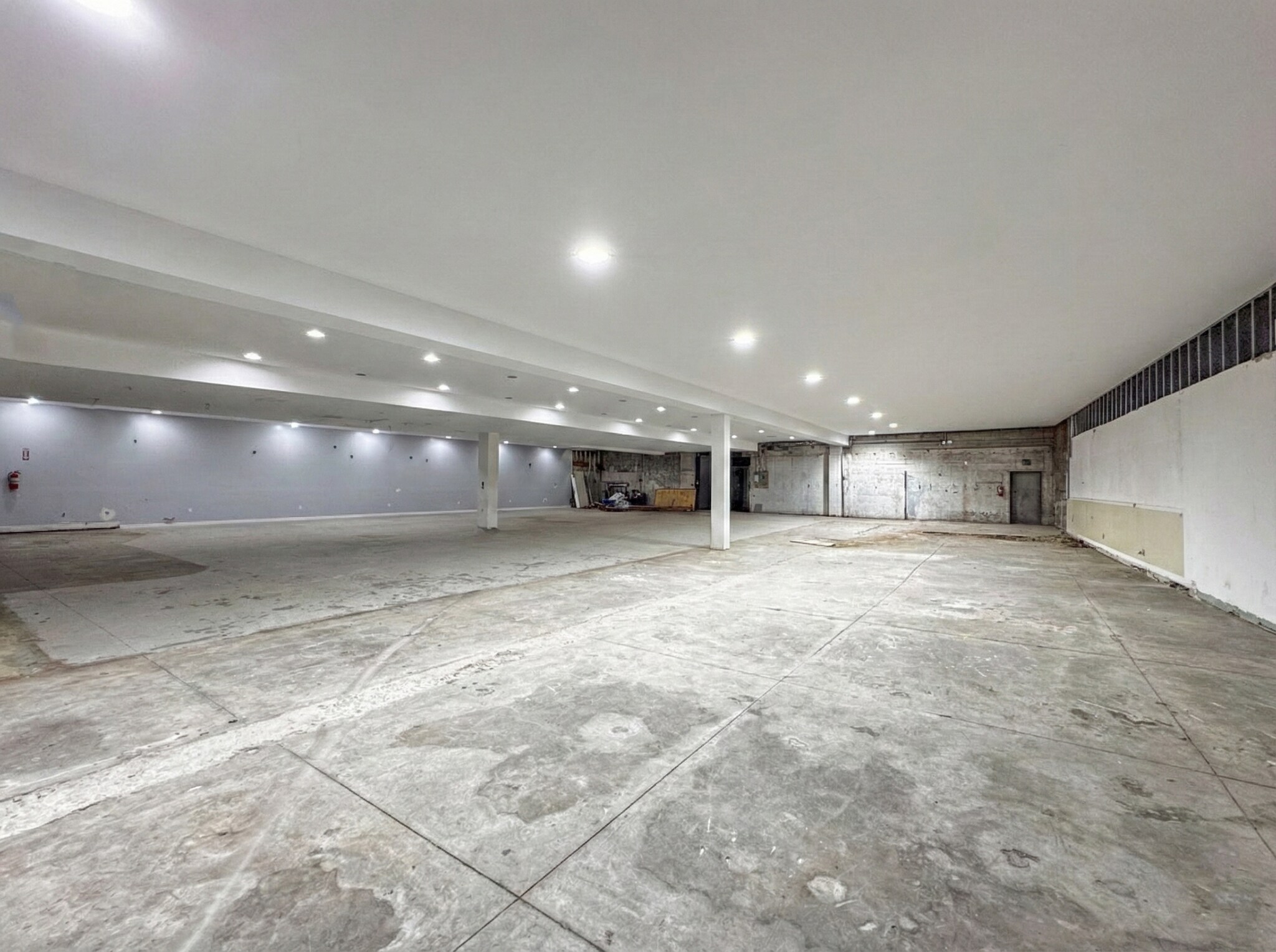 2179 Clarendon Rd, Brooklyn, NY à louer Photo principale- Image 1 de 7