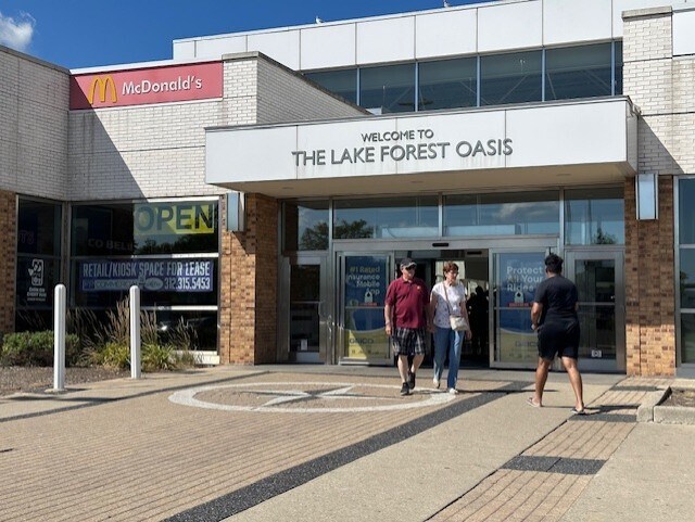 More details for 13783 W Oasis Service Rd, Lake Forest, IL - Retail for Lease