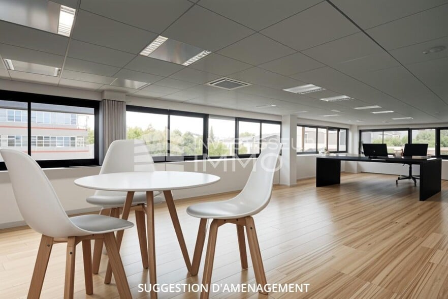 Office in Bourg-la-Reine for lease - Interior Photo - Image 3 of 6