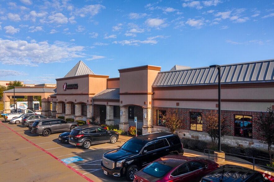 810 E Ralph Hall Pky, Rockwall, TX for lease - Building Photo - Image 3 of 5