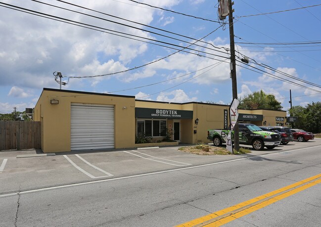 Plus de détails pour 2212-2216 N Dixie Hwy, Wilton Manors, FL - Commerce de détail à louer