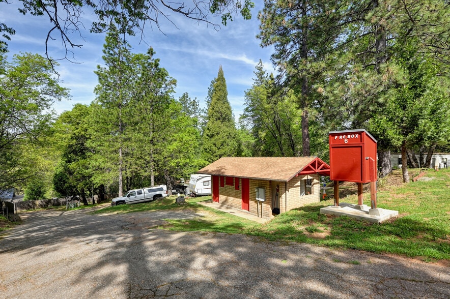 245 S. Railroad Flat Rd, Rail Road Flat, CA for sale - Building Photo - Image 3 of 20