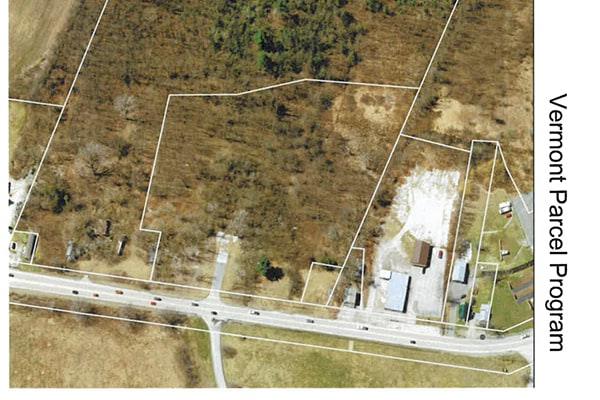 108 Swanton Rd, Saint Albans, VT à vendre - Photo du bâtiment - Image 2 de 3