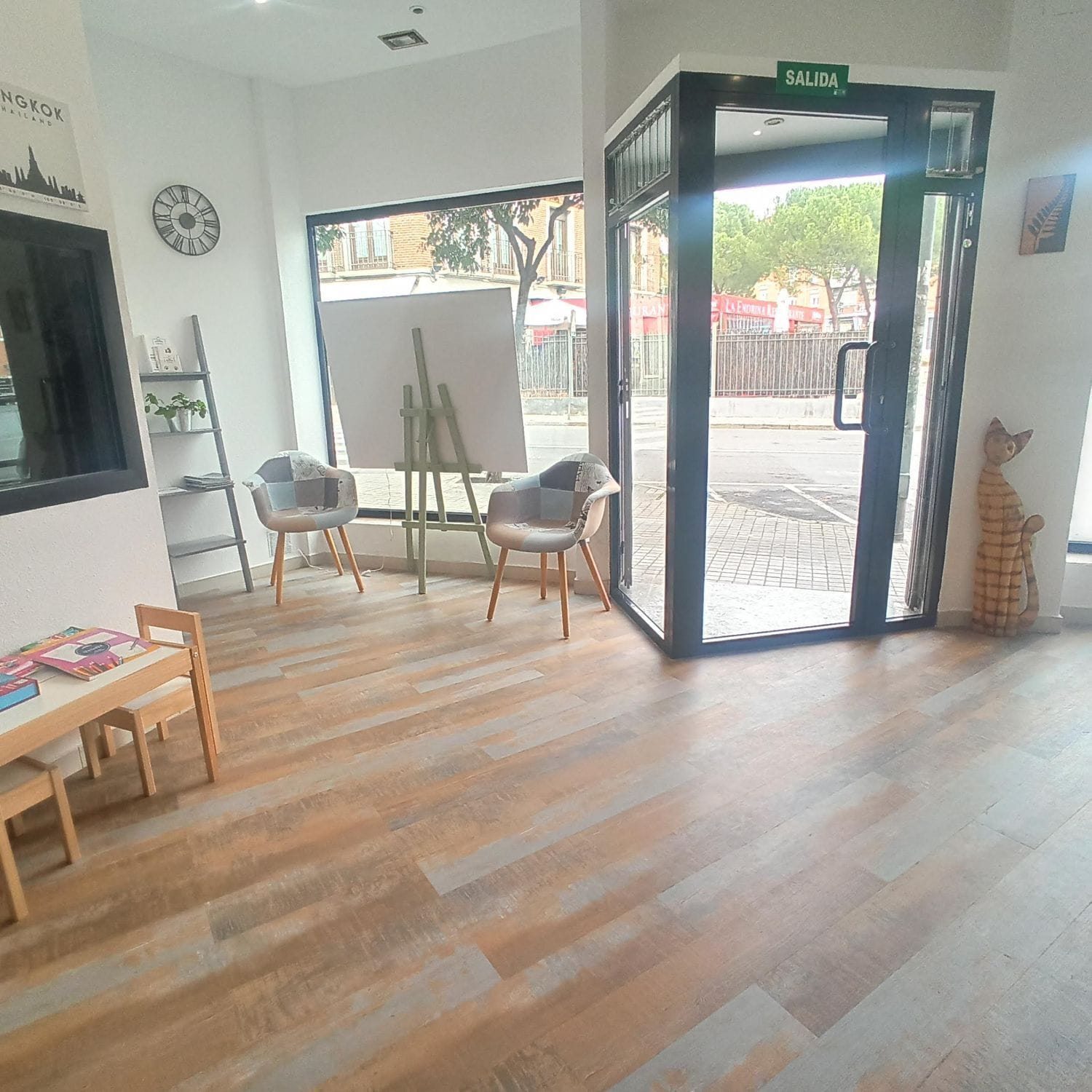 Calle Molino de Viento, 5, Colmenar Viejo, Madrid for lease Interior Photo- Image 1 of 7