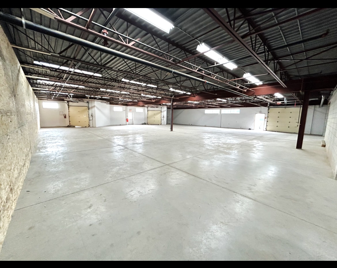 115 Centennial Rd, Shelburne, ON for lease Building Photo- Image 1 of 6