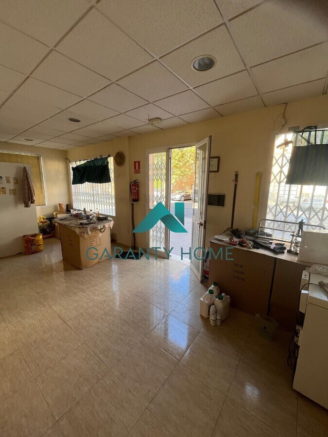 Lucena, COR 14900 - - - Photo intérieure - Image 1 of 4