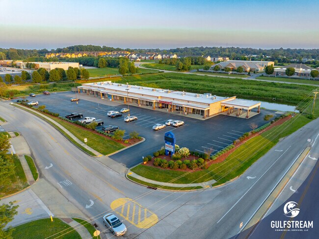 Plus de détails pour 3332 Villa Point, Owensboro, KY - Commerce de détail à louer