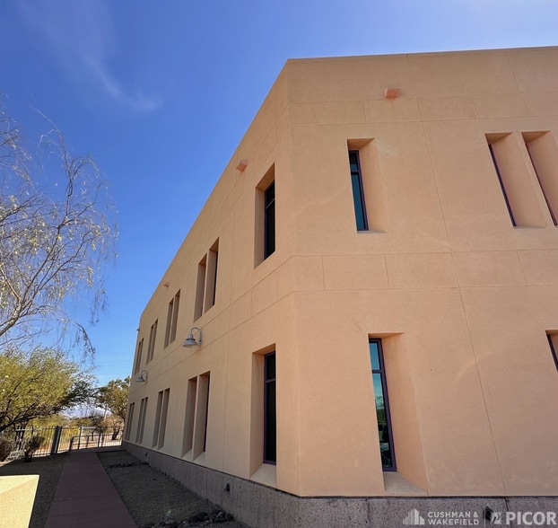 340 N Commerce Park Loop, Tucson, AZ for lease - Building Photo - Image 2 of 2
