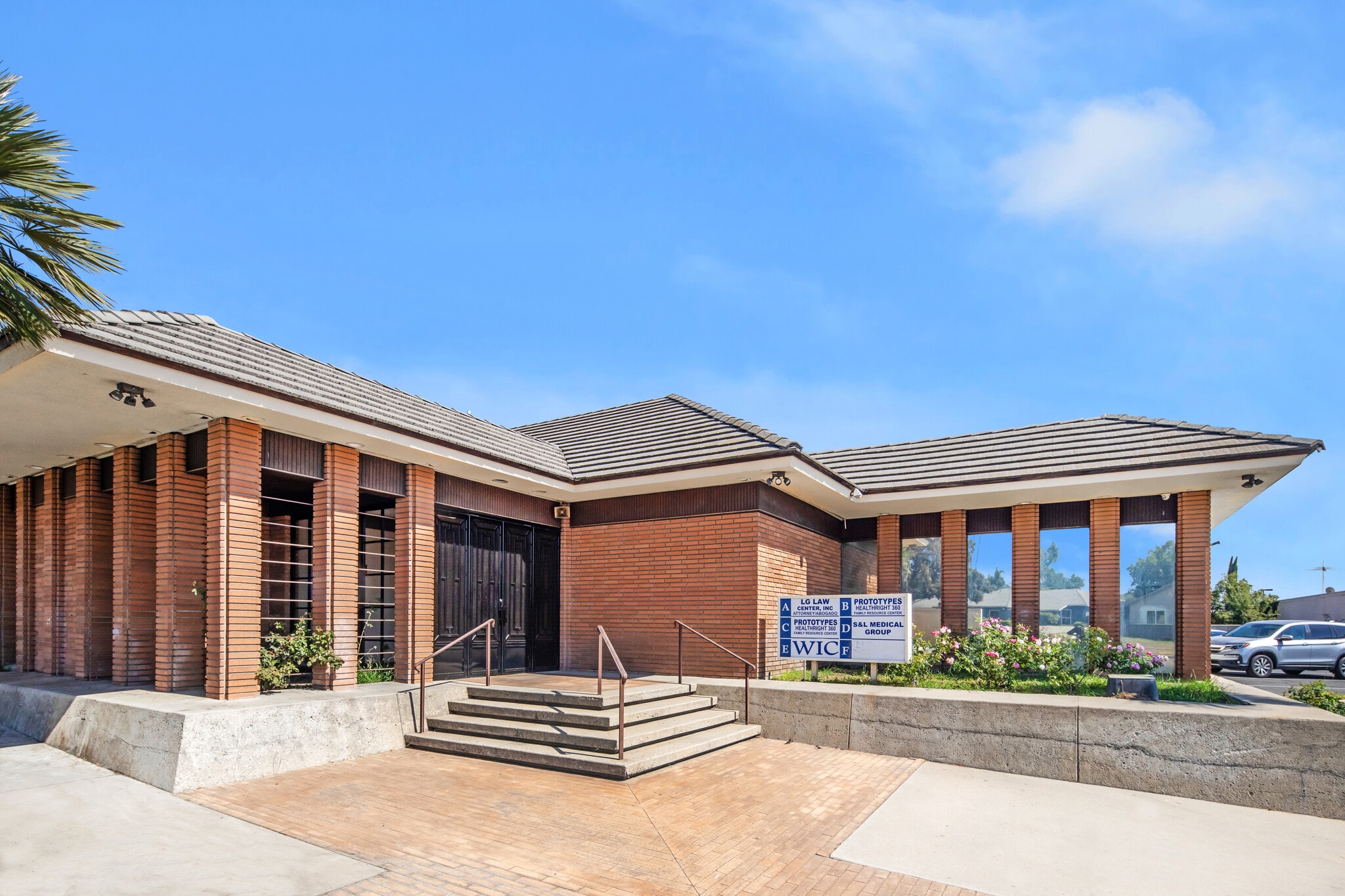 1890 N Garey Ave, Pomona, CA for lease Primary Photo- Image 1 of 13