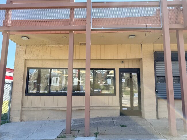 Plus de détails pour 1424 E Washington Ln, Philadelphia, PA - Bureau/Commerce de détail à louer