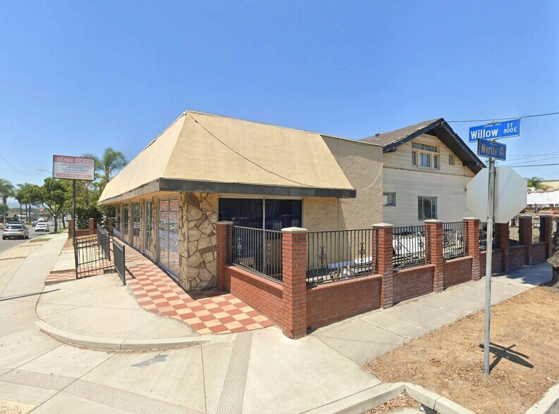 855 E Willow St, Signal Hill, CA à vendre - Photo du bâtiment - Image 1 de 6