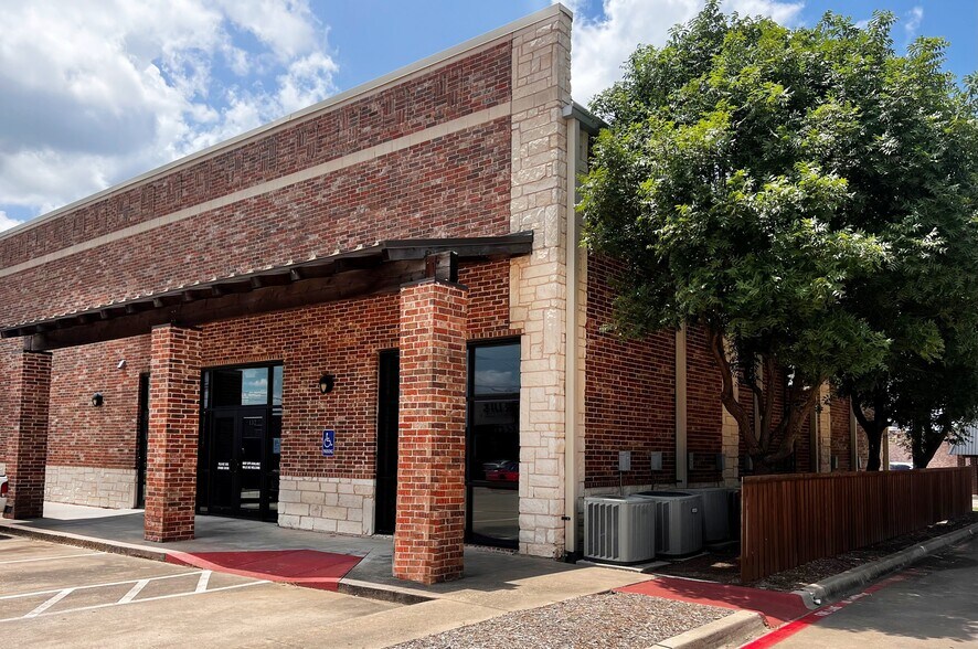 2832 W University Blvd, Durant, OK à louer - Photo principale - Image 1 de 2