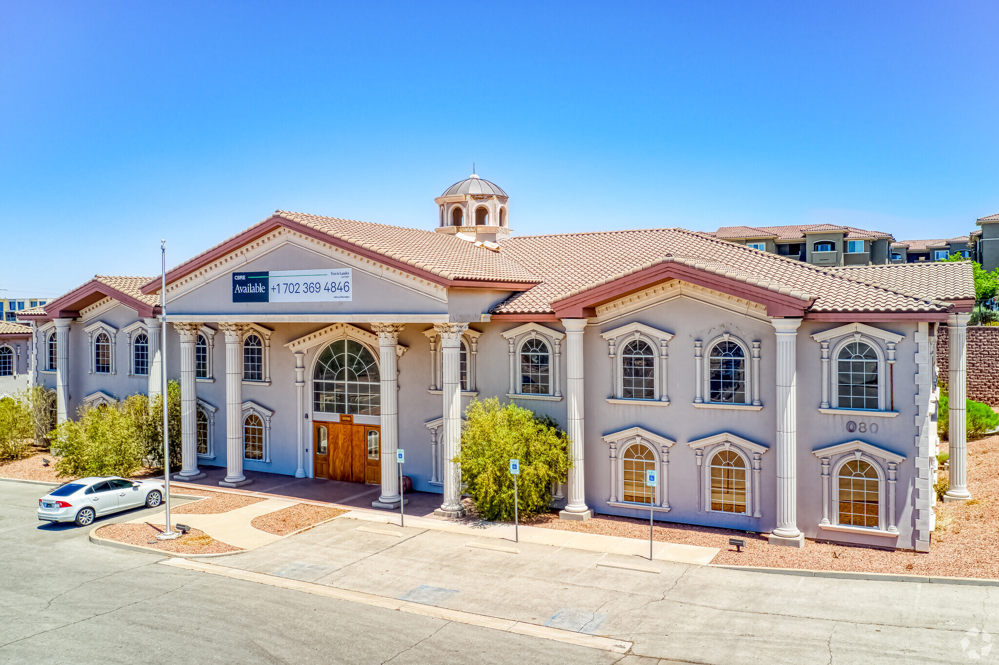 1080 W Horizon Ridge Pky, Henderson, NV à vendre Photo du bâtiment- Image 1 de 1