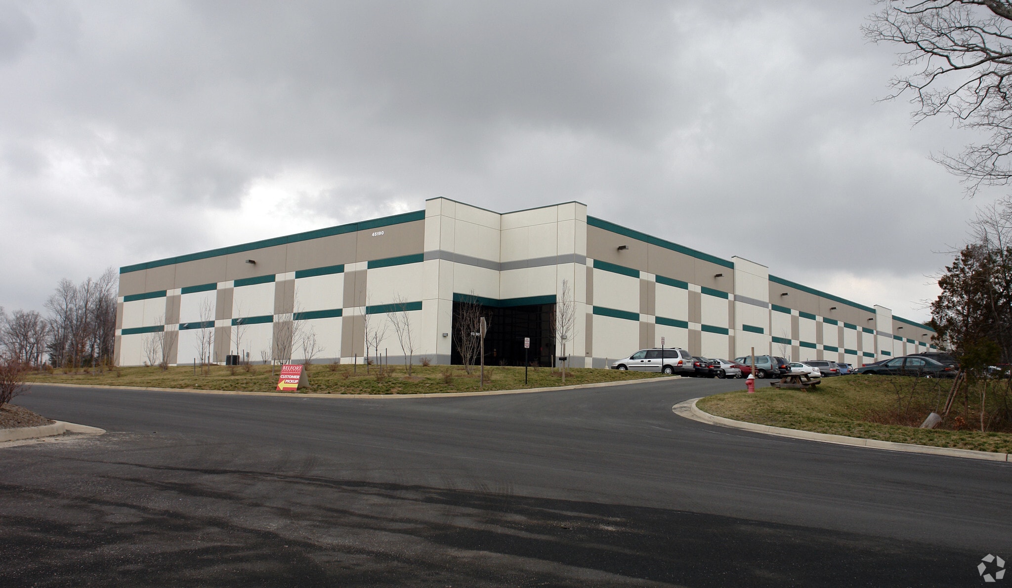 45190 Ocean Ct, Sterling, VA for lease Primary Photo- Image 1 of 9