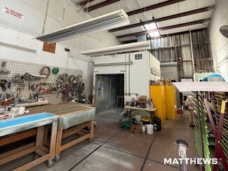Plus de détails pour 3754 Domestic Ave, Naples, FL - Industriel à louer
