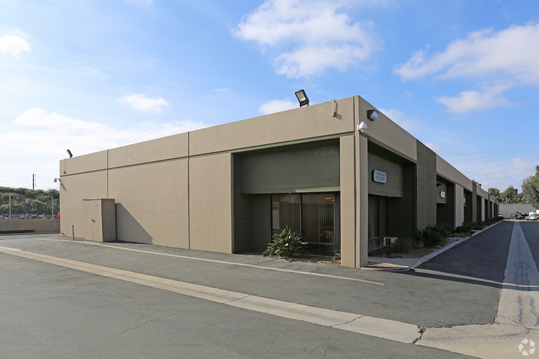 11661 Martens River Cir, Fountain Valley, CA for lease Building Photo- Image 1 of 4