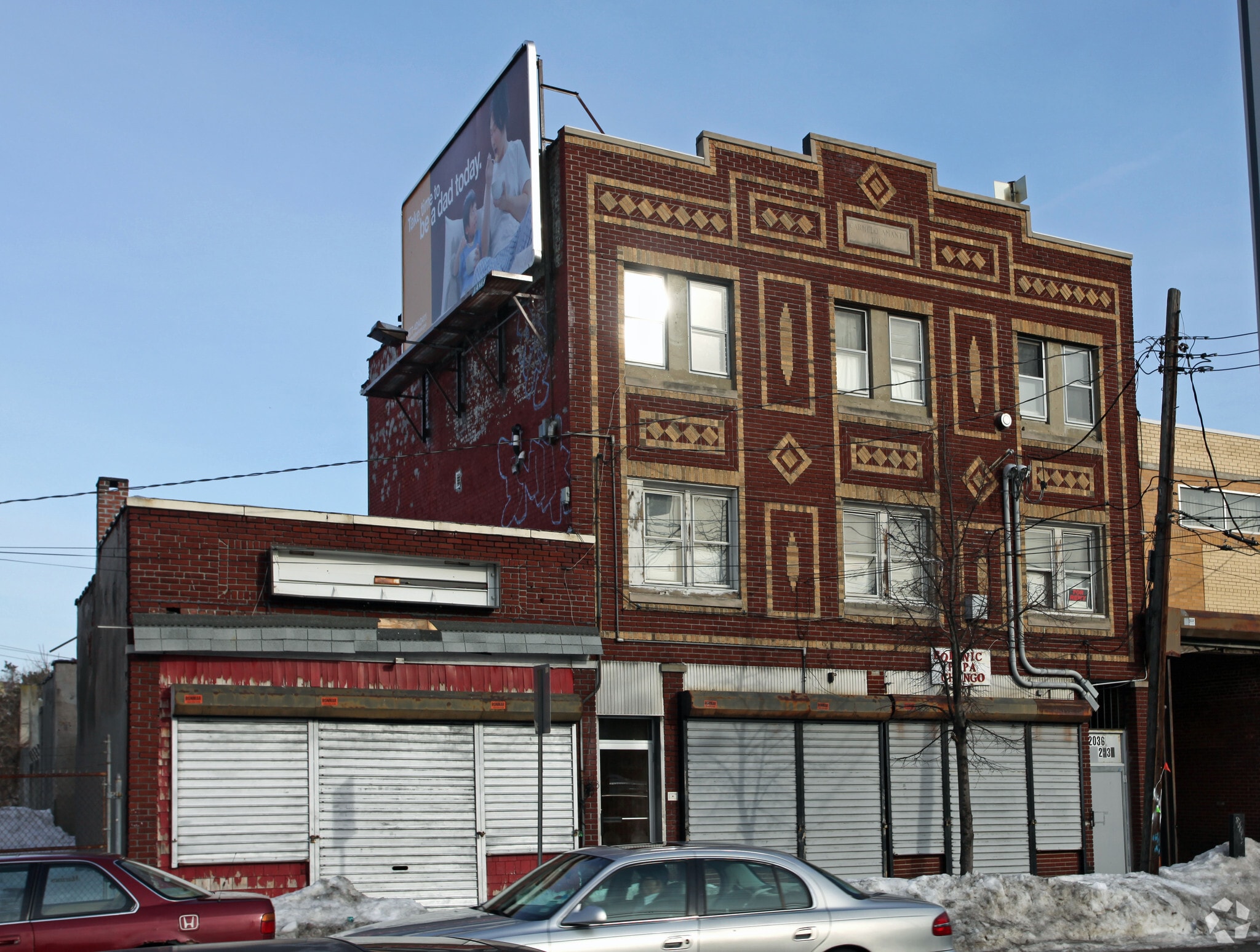 2036-2038 Main St, Bridgeport, CT à vendre Photo du bâtiment- Image 1 de 5