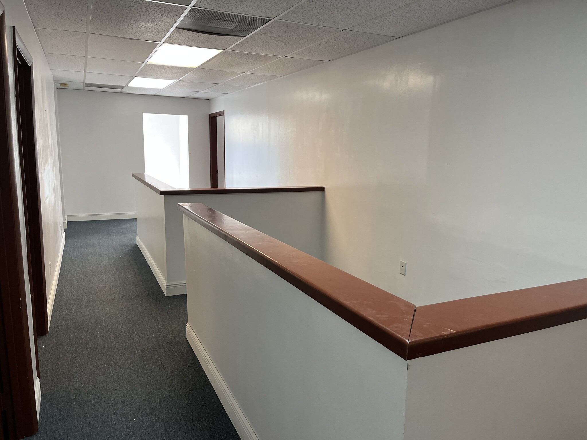 10630-10760 N 56th St, Tampa, FL for lease Interior Photo- Image 1 of 4