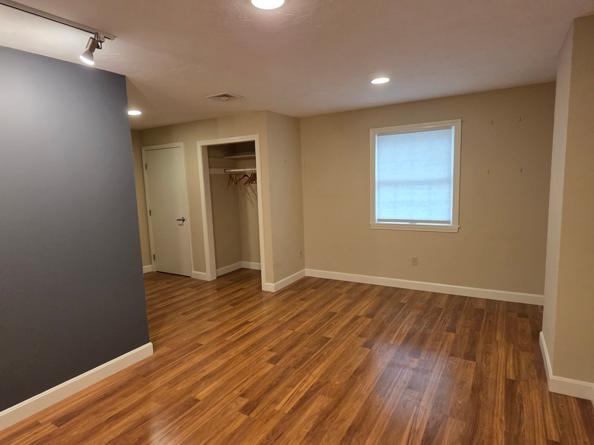 222 N Main St, Natick, MA for lease Interior Photo- Image 1 of 4