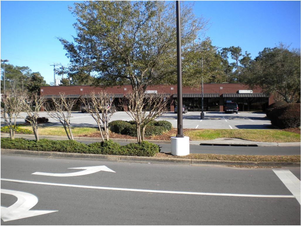 2065 Airport Blvd, Pensacola, FL à louer Photo du bâtiment- Image 1 de 9