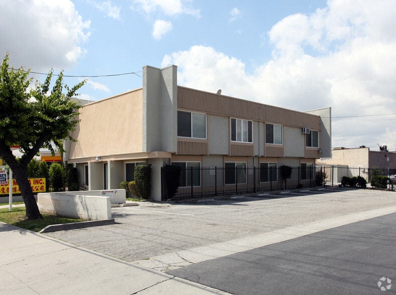 719 N Sunset Ave, West Covina, CA à louer - Photo principale - Image 1 de 39