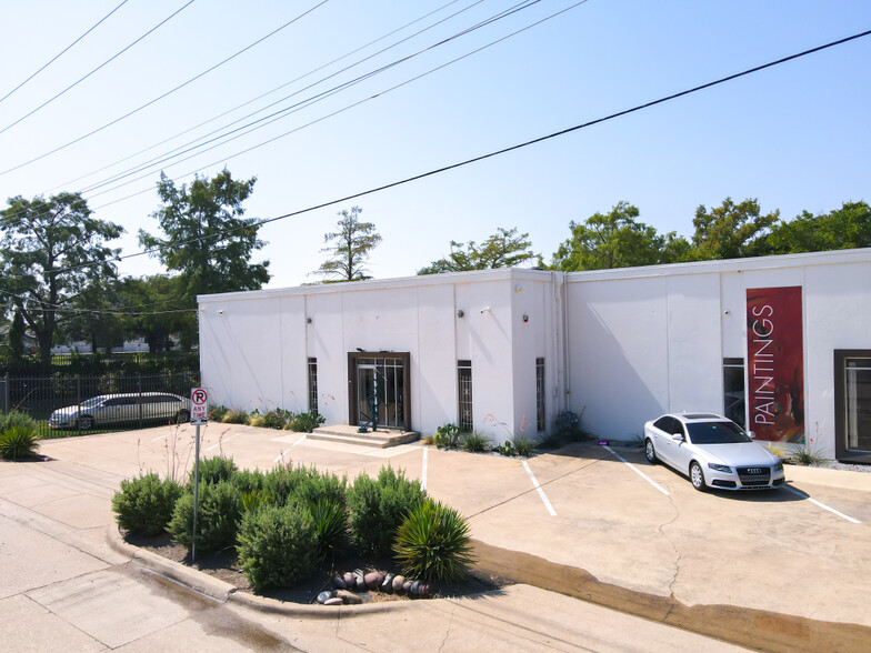 2833 Irving Blvd, Dallas, TX for sale - Building Photo - Image 1 of 8