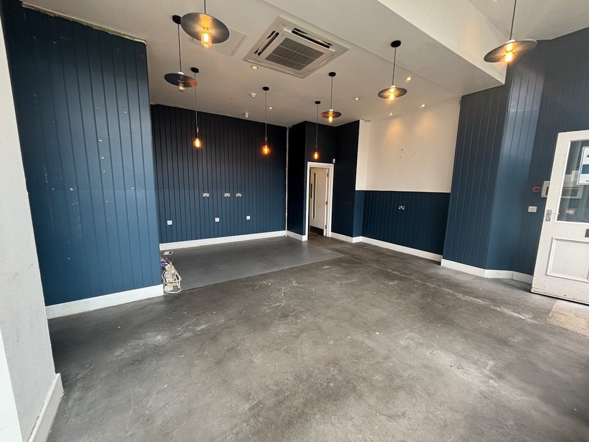 13 Brighton Pl, Brighton for lease Interior Photo- Image 1 of 6