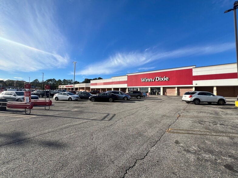 1555-1571 Westgate Pky, Dothan, AL for lease - Building Photo - Image 3 of 7