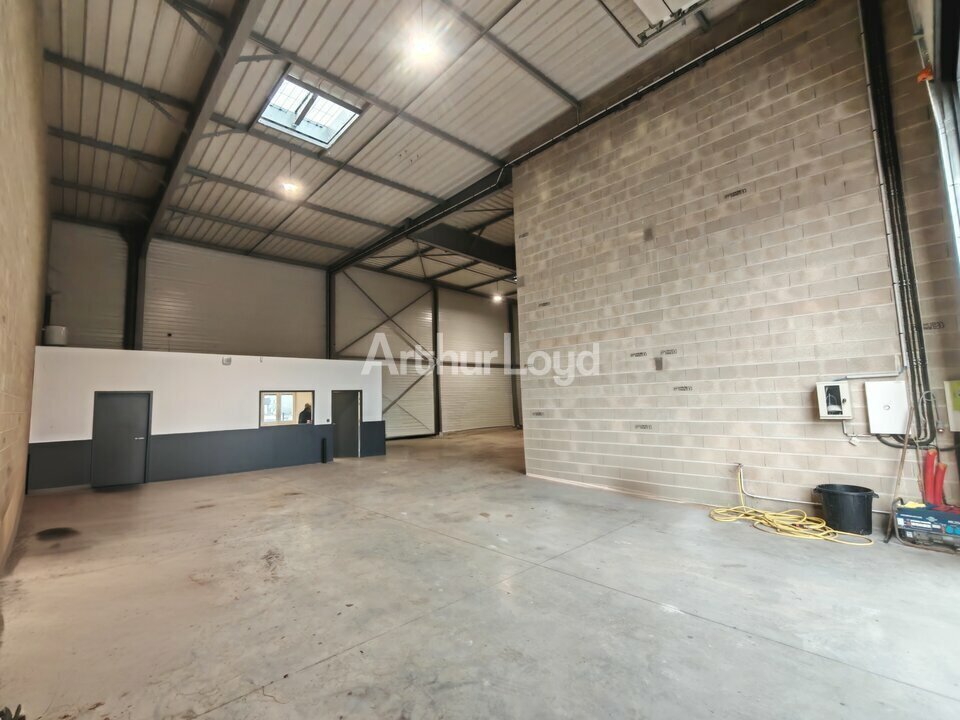 Industrial in Cernay-lès-Reims for sale Interior Photo- Image 1 of 7