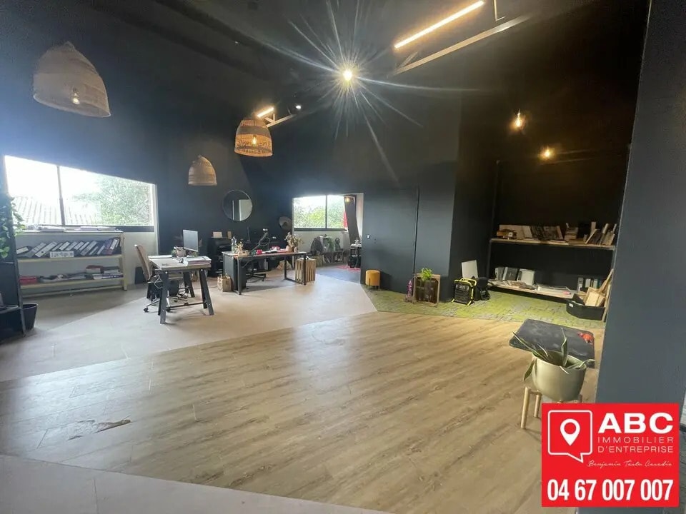 Flex in Mauguio for lease Interior Photo- Image 1 of 5