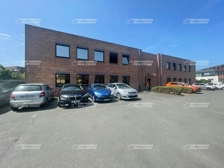 340 Avenue De La Marne, Marcq-en-Barœul à louer - Photo du bâtiment - Image 2 de 13