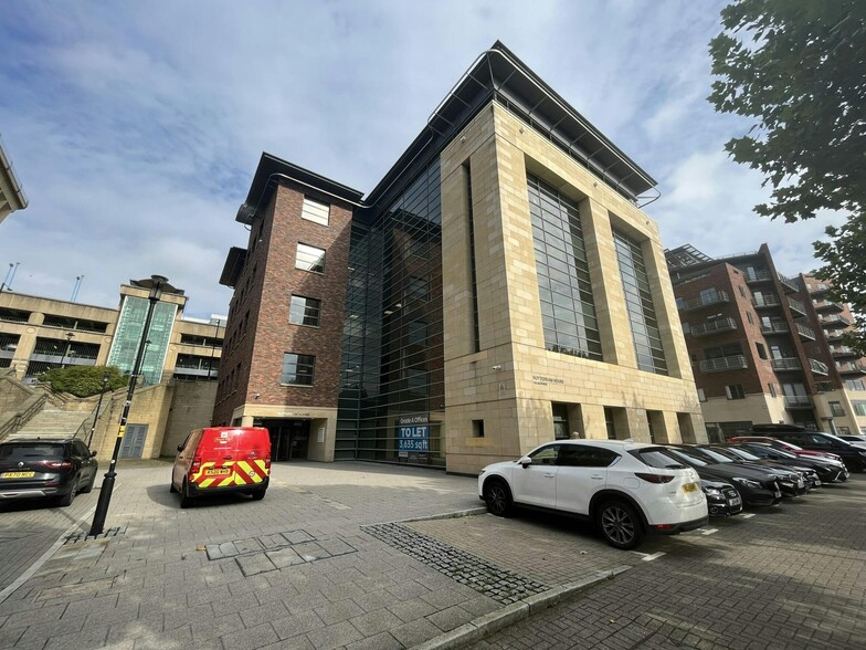 116 Quayside, Newcastle Upon Tyne for lease - Building Photo - Image 1 of 1