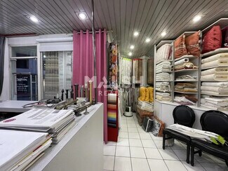 Plus de détails pour Commerce de détail à louer