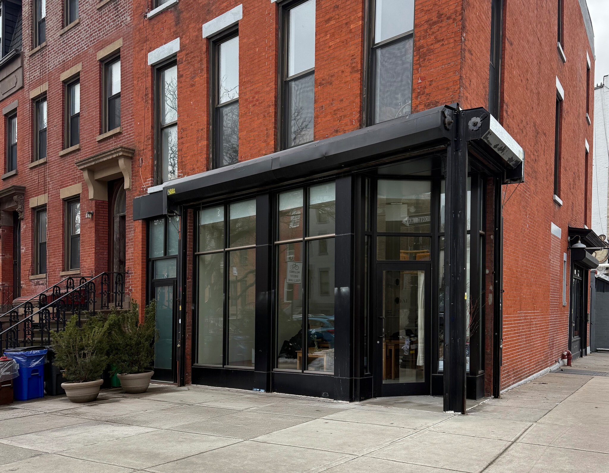 385 Smith St, Brooklyn, NY for lease Primary Photo- Image 1 of 4