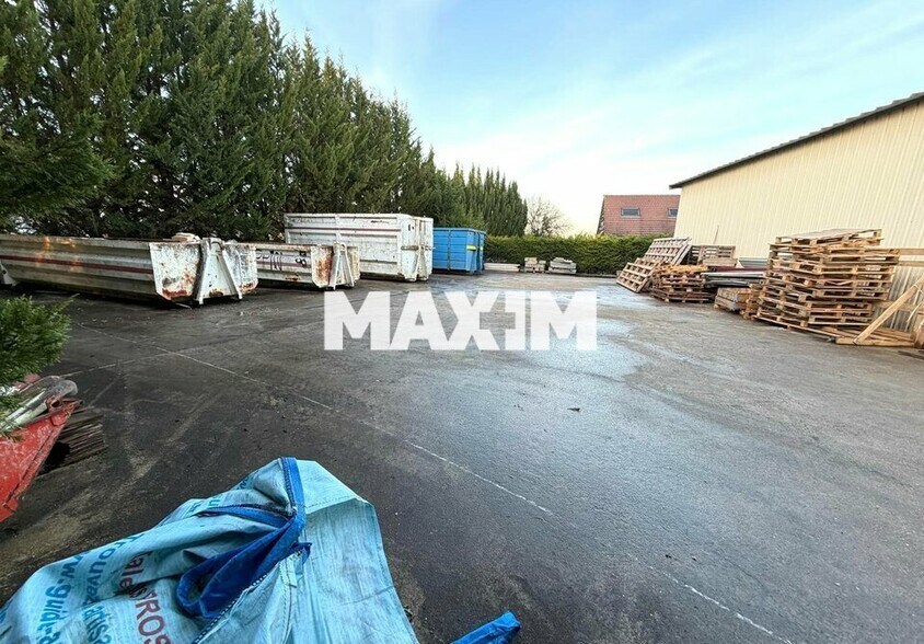 11 Rue De L'Artisanat, Couternon for lease - Construction Photo - Image 2 of 3