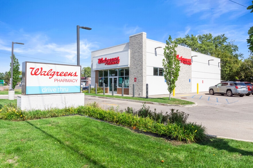 4157 Red Arrow Hwy, Stevensville, MI for sale - Building Photo - Image 2 of 7