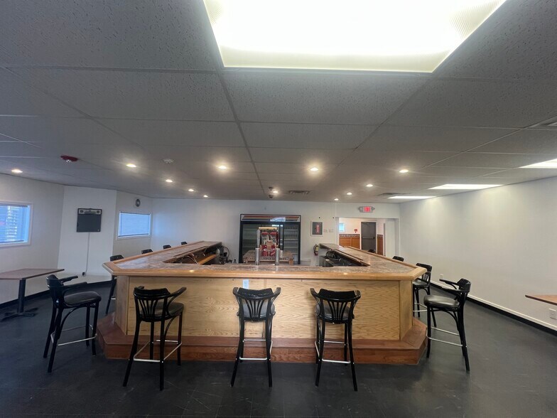 1332 Lower Broadway, Schenectady, NY à louer - Photo du bâtiment - Image 3 de 11