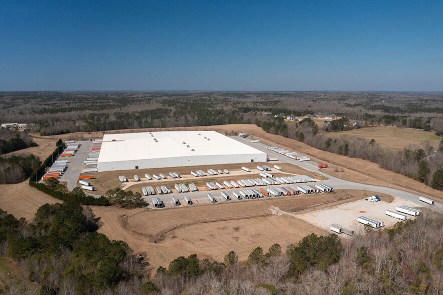 3101 Anderson Rd, Opelika, AL à louer - Photo du bâtiment - Image 3 de 13