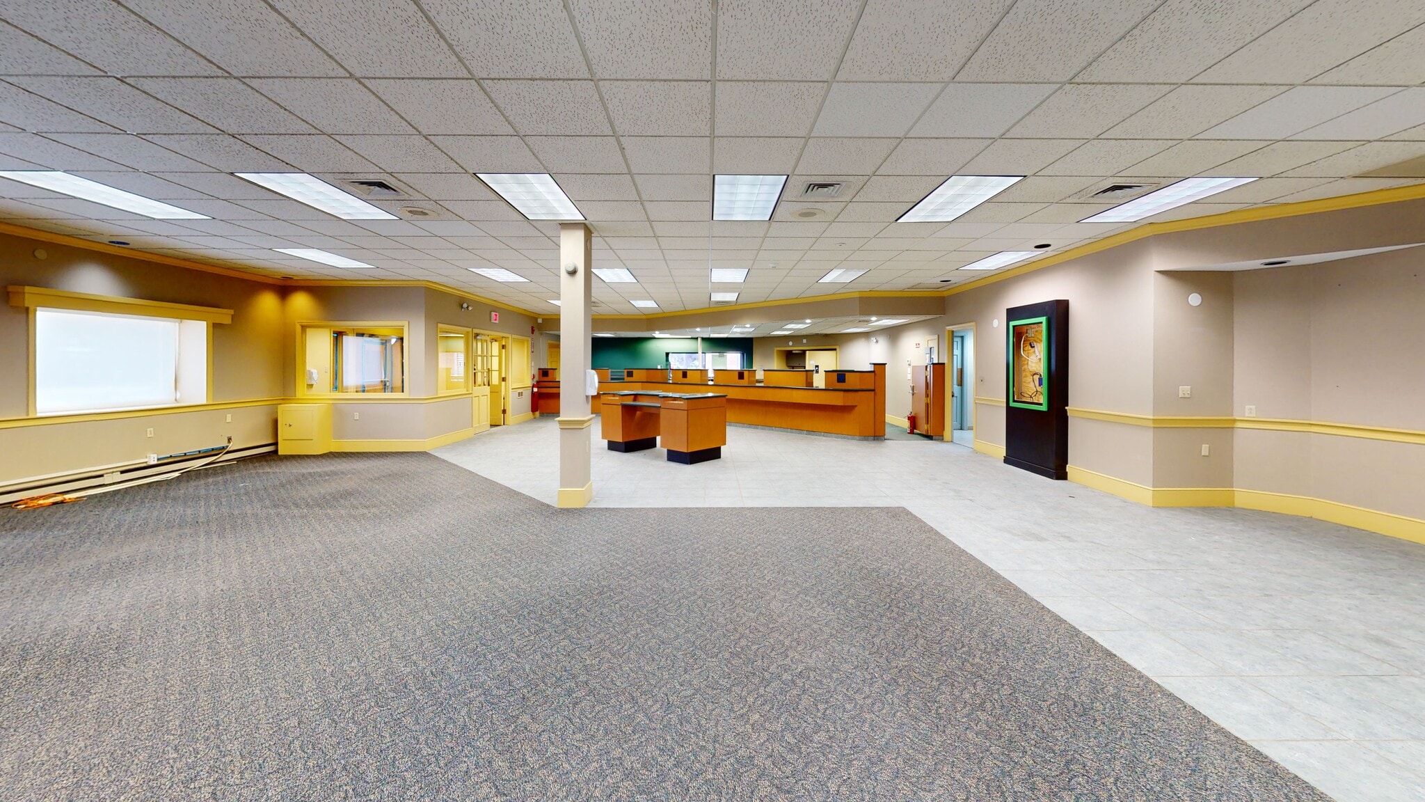 184 Route 101, Bedford, NH for sale Interior Photo- Image 1 of 14