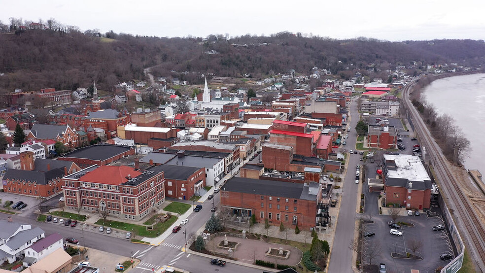 10 E 2nd St, Maysville, KY à vendre - Photo principale - Image 1 de 1