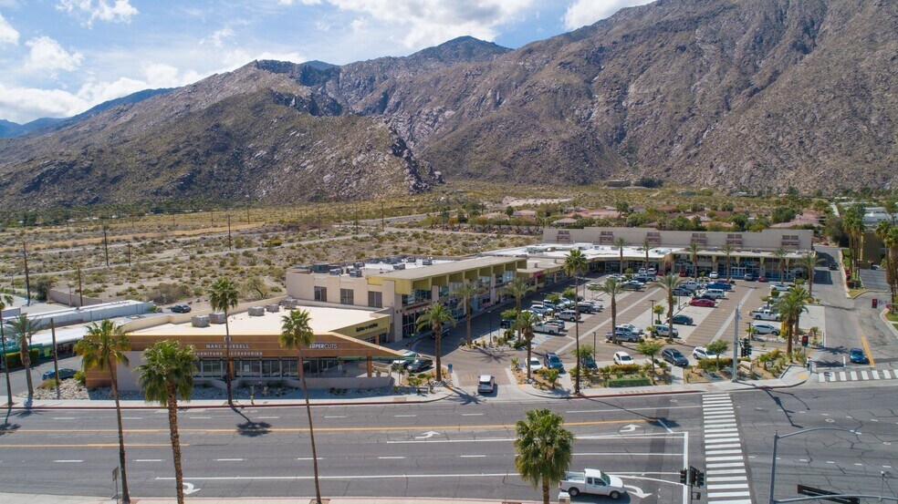 611 S Palm Canyon Dr, Palm Springs, CA à louer - Photo du bâtiment - Image 3 de 25