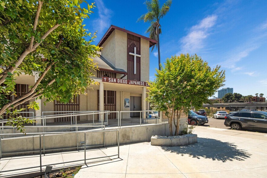 1920 E St, San Diego, CA à vendre - Photo du bâtiment - Image 2 de 20