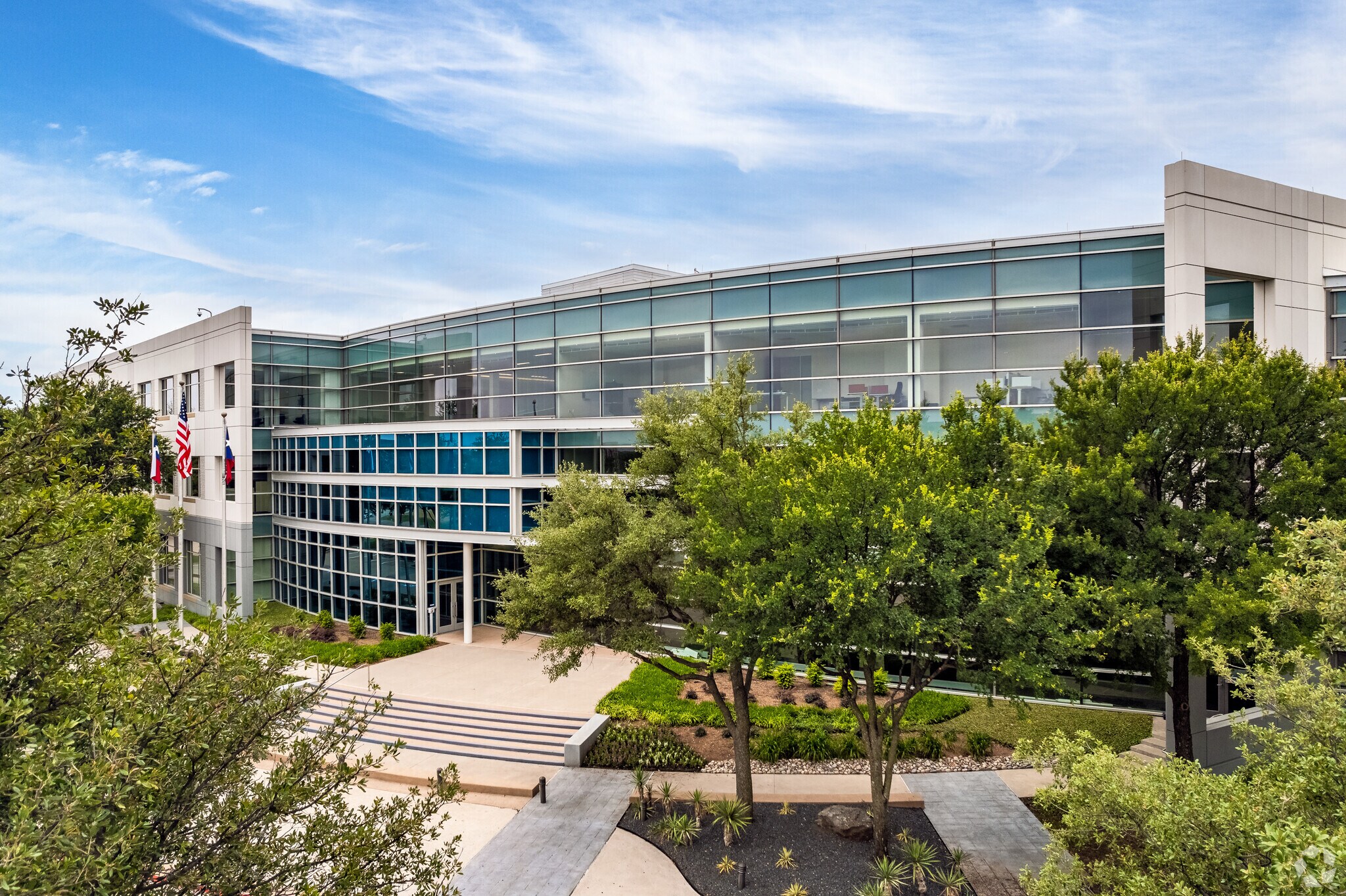 5000 Headquarters Dr, Plano, TX à louer Photo du bâtiment- Image 1 de 36